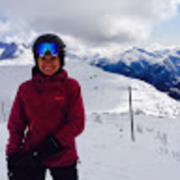 Meet your Posher, Julie - Picture 2 of 2